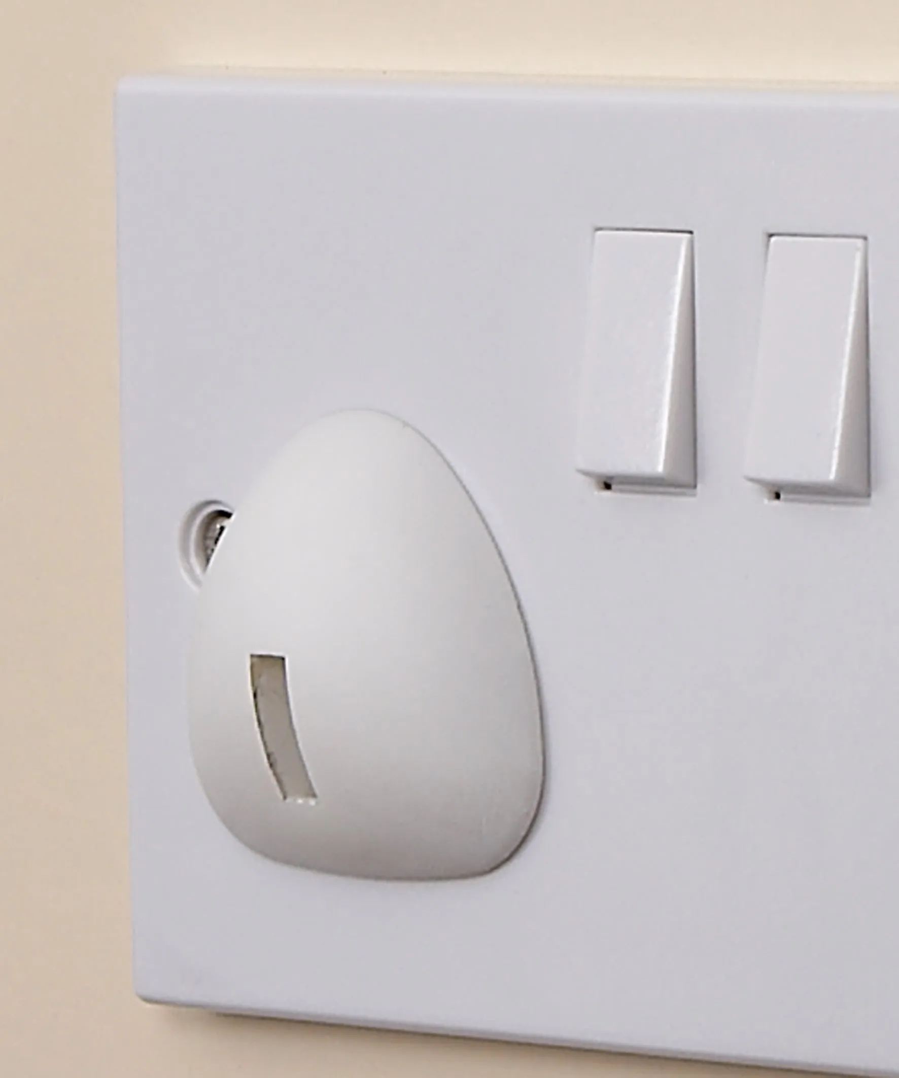 Clippasafe Plug Socket Covers Pack of Six Premium   Range